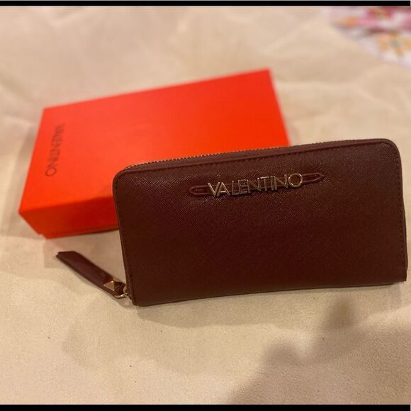 VALENTINO  Sea Winter Zip Around Wallet Bordeaux - Picture 3 of 7